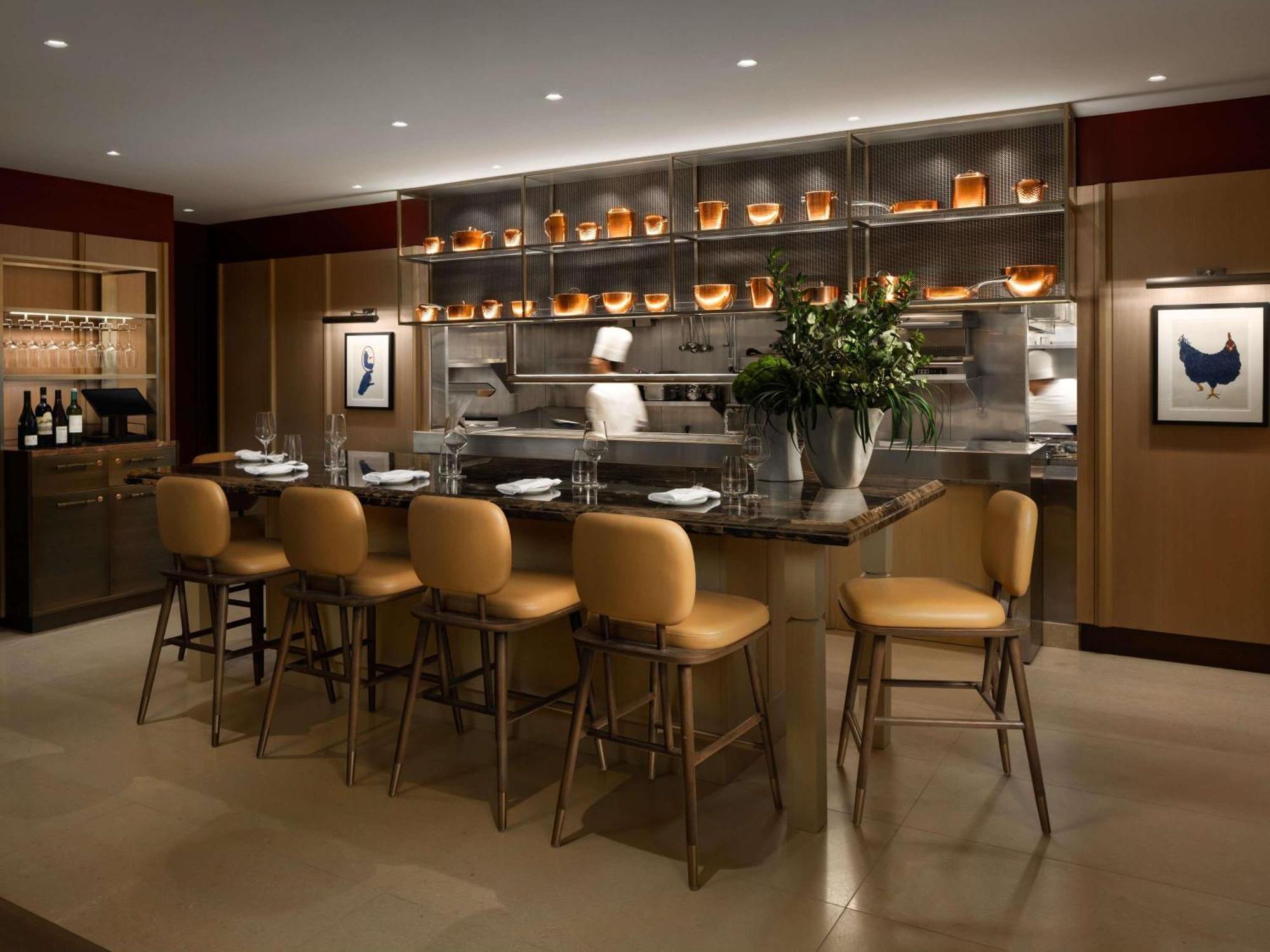 Sofitel Golden Mile 5*
